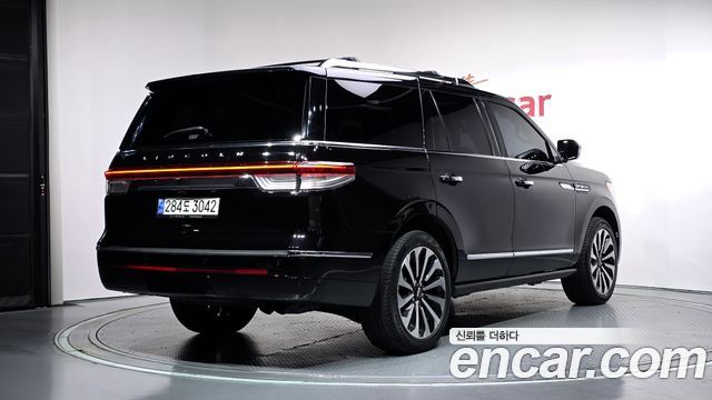 Lincoln Navigator 3.5L — пробег 68 537 км — фото 2 из 5