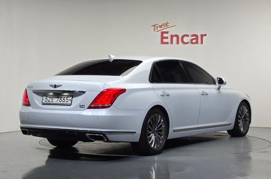 Genesis EQ900 3.3 T-GDI AWD Prestige — пробег 129 477 км — фото 2 из 5