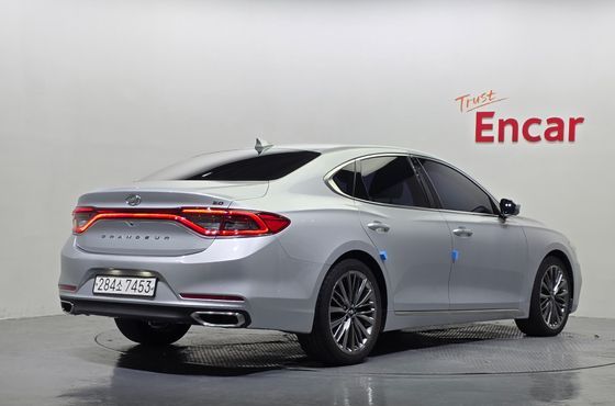 Hyundai Grandeur 3.0 Exclusive Special — пробег 112 818 км — фото 2 из 5