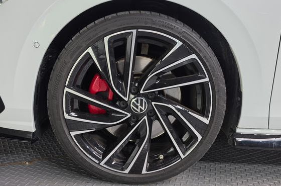 Volkswagen Golf 2.0 GTI — пробег 60 884 км — фото 5 из 5