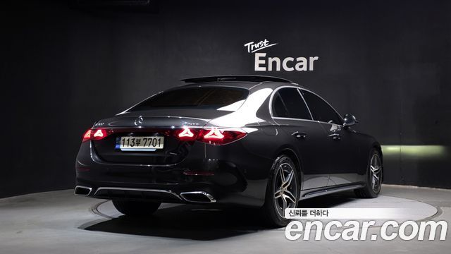 Mercedes-Benz E-Class E300 4MATIC AMG Line — пробег 62 946 км — фото 2 из 5