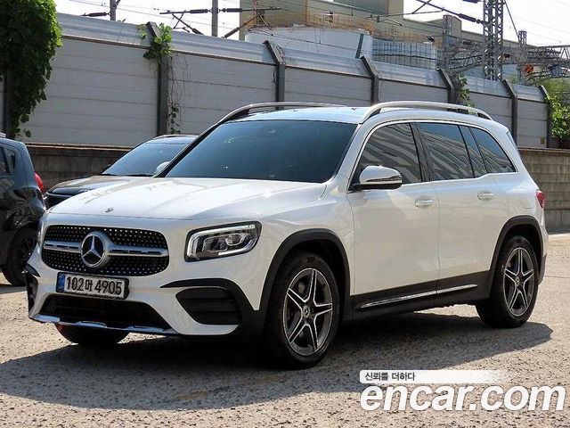 Mercedes-Benz GLB-Class GLB250 4MATIC — пробег 100 464 км — фото 2 из 5