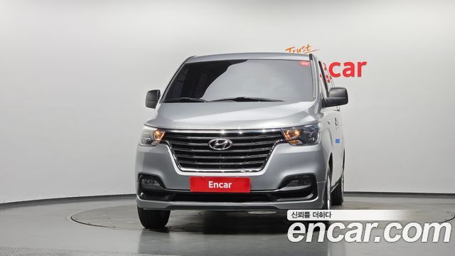 Hyundai Starex Wagon 11-Seater Smart — пробег 142 460 км — фото 3 из 5