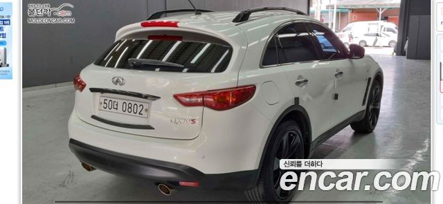 Infiniti QX70 3.7 AWD — пробег 190 000 км — фото 2 из 5
