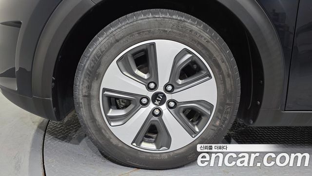 Kia Niro из Кореи Encar