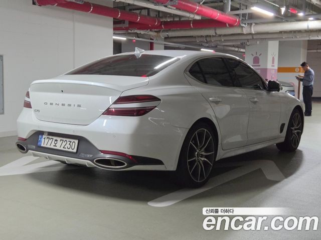 Genesis G70 Gasoline 2.5T 2WD — пробег 82 000 км — фото 4 из 5