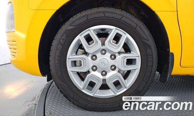 Hyundai Staria L3.5  Kinder Safety Car 11-Seater — пробег 69 346 км — фото 5 из 5
