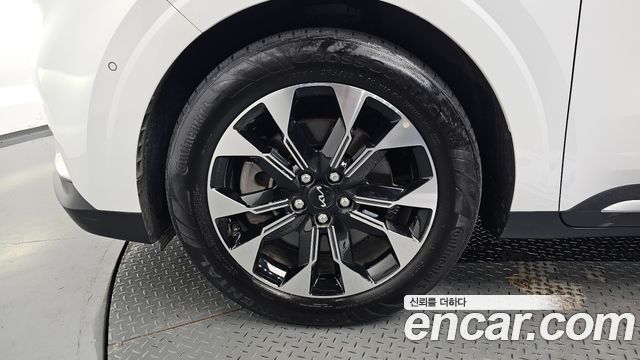 Kia Carnival Gasoline 9-Seater Signature — пробег 57 264 км — фото 5 из 5
