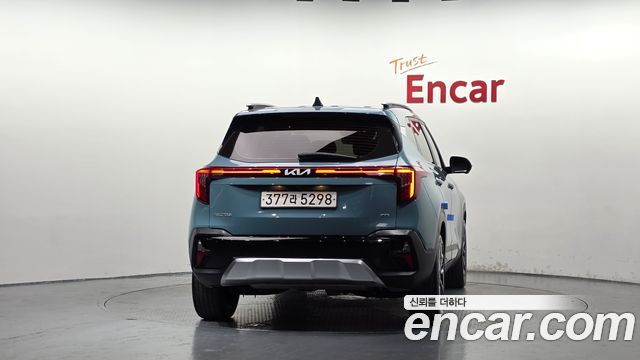 Kia Seltos из Кореи Encar