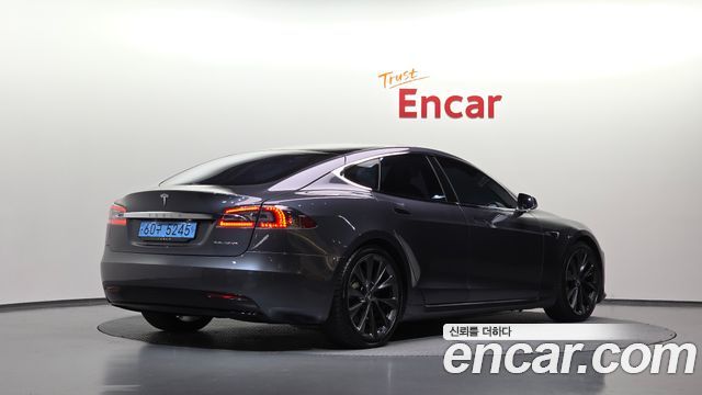 Tesla Model S из Кореи Encar