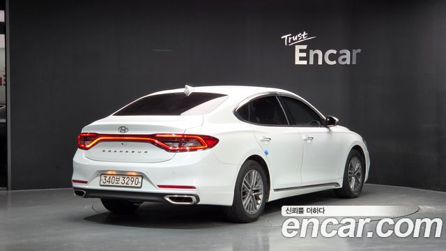 Hyundai Grandeur из Кореи Encar