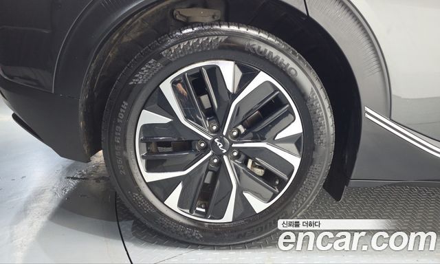 Kia EV6 из Кореи Encar