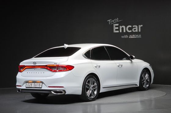 Hyundai Grandeur 3.0 LPi Dsabled Person Exclusive Special — пробег 102 943 км — фото 2 из 5
