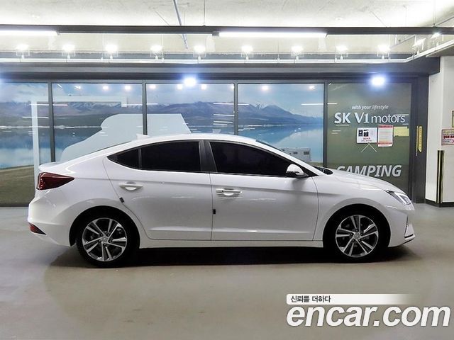 Hyundai AVANTE из Кореи Encar