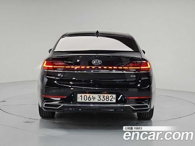 Kia K7 из Кореи Encar