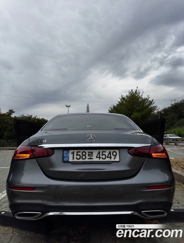 Mercedes-Benz E-Class из Кореи Encar