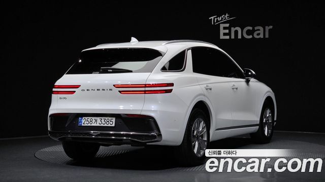 Genesis GV70 из Кореи Encar