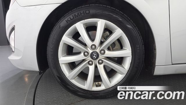 Hyundai i40 из Кореи Encar