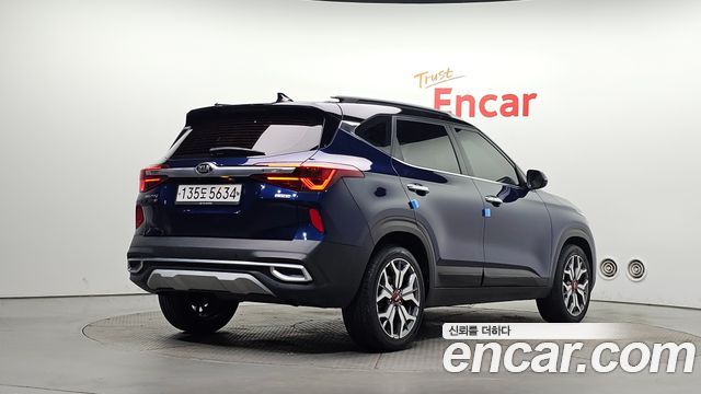 Kia Seltos из Кореи Encar