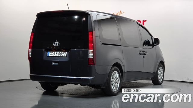Hyundai Staria из Кореи Encar