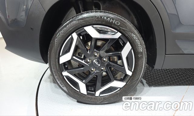 Kia Seltos из Кореи Encar