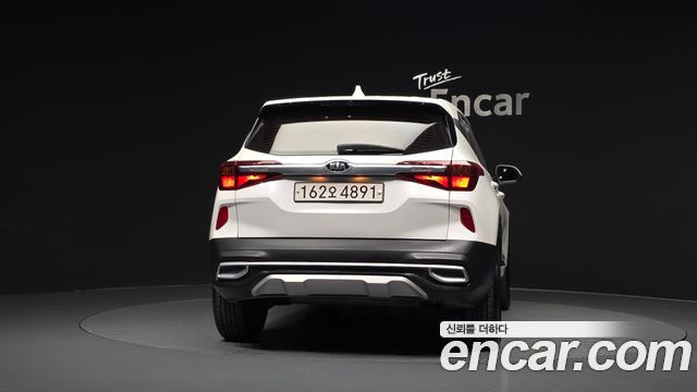 Kia Seltos из Кореи Encar
