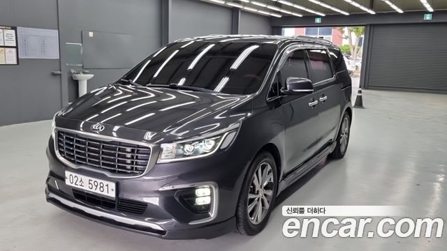 Kia Carnival 9-Seater Noblesse — пробег 90 353 км — фото 1 из 5