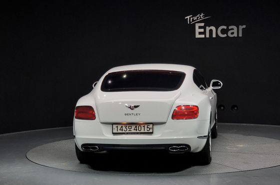 Bentley Continental 4.0 GT — пробег 49 623 км — фото 4 из 5