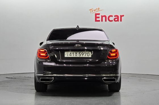 Kia K9 3.8 GDI AWD PlatinumⅠ — пробег 57 884 км — фото 4 из 5