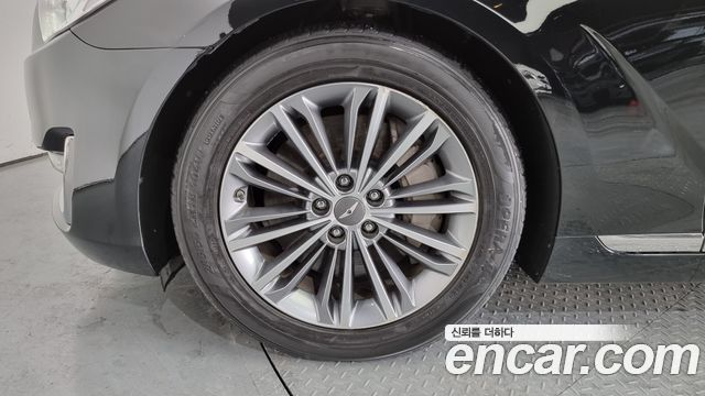 Genesis EQ900 3.3 T-GDI AWD Luxury — пробег 170 088 км — фото 5 из 5