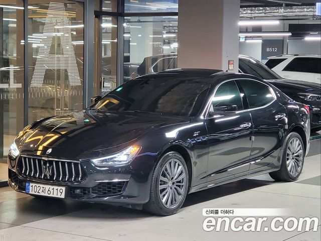 Maserati Ghibli 2.0 GT 3rd — пробег 69 000 км — фото 1 из 5