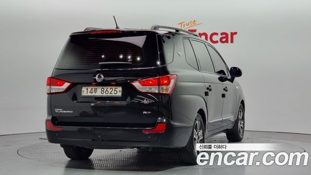 SsangYong KORANDO 4WD 9-Seater Adventure 60th Edition — пробег 178 072 км — фото 2 из 5