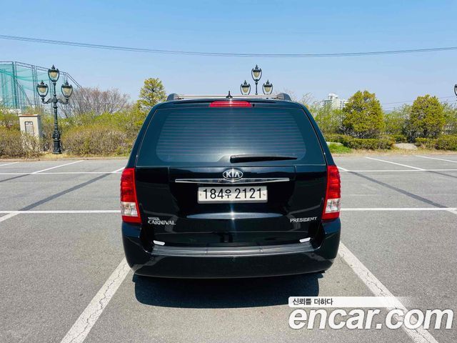 Kia Carnival из Кореи Encar