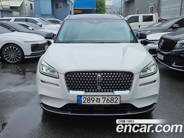 Lincoln Corsair 2.0 Reserve AWD — пробег 65 573 км — фото 1 из 5