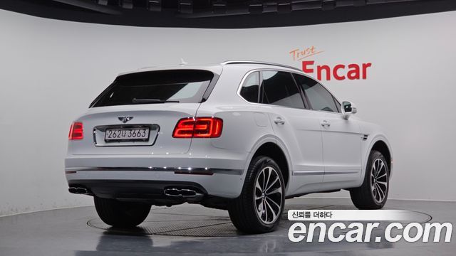 Bentley Bentayga из Кореи Encar