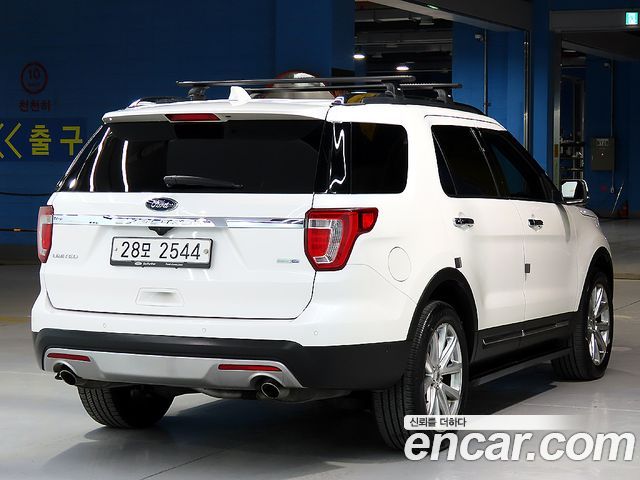 Ford Explorer 2.3 Limited 4WD 5th — пробег 107 428 км — фото 2 из 5