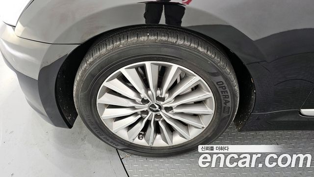 Hyundai Equus из Кореи Encar