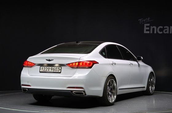 Hyundai Genesis G380 Prestige AWD — пробег 136 762 км — фото 2 из 5