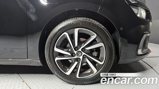 Citroen-DS C4 SpaceTourer из Кореи Encar