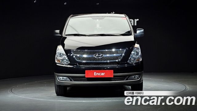 Hyundai Starex 4WD 11-Seater Wagon HVX VIP Package — пробег 58 524 км — фото 3 из 5