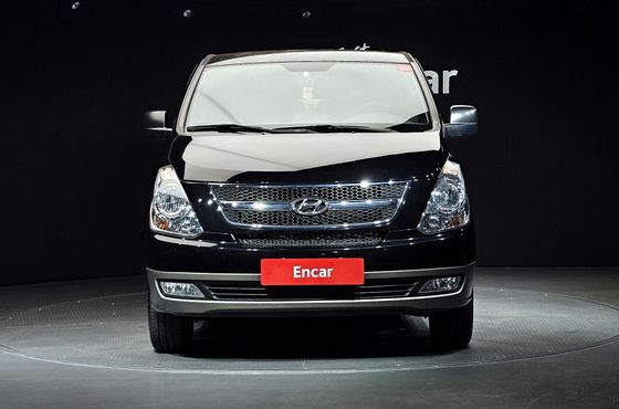 Hyundai Starex 4WD 11-Seater Wagon HVX VIP Package — пробег 58 524 км — фото 3 из 5