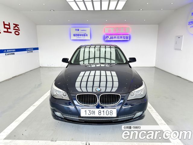 BMW 5-Series 520i Sedan — пробег 117 663 км — фото 2 из 5