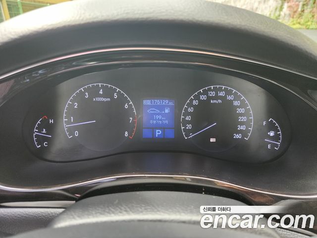Hyundai Genesis из Кореи Encar