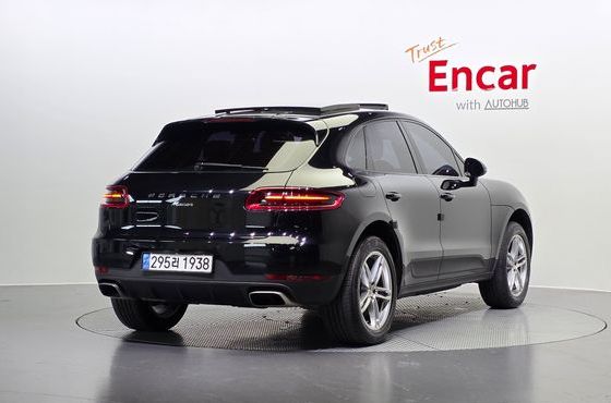 Porsche Macan 2.0 95B — пробег 142 154 км — фото 2 из 5