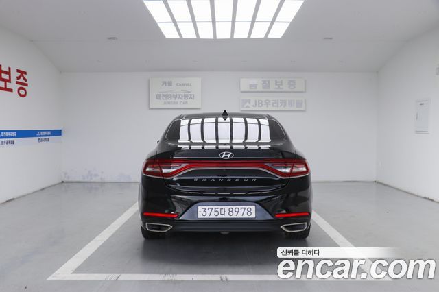 Hyundai Grandeur из Кореи Encar