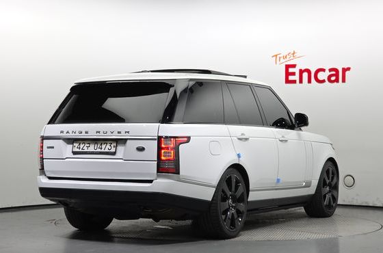 Land Rover Range Rover 4.4 SDV8 Vogue SE DIESEL — пробег 104 796 км — фото 2 из 5