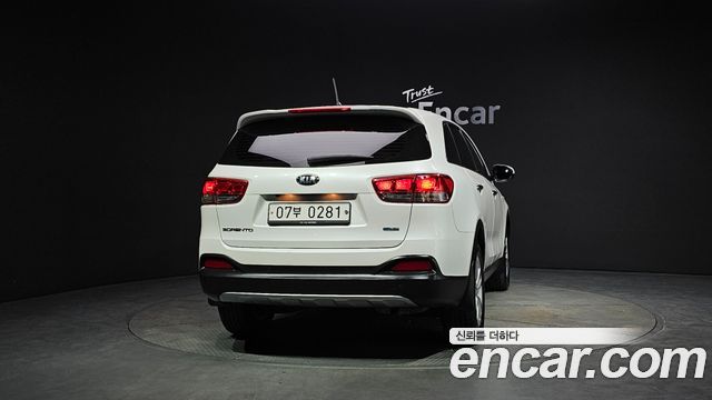 Kia Sorento Diesel 2.0 2WD Luxury — пробег 194 707 км — фото 4 из 5