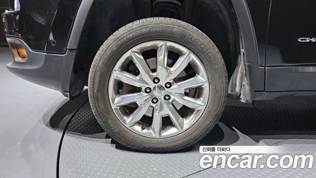 Jeep Cherokee 2.0 Diesel LIMITED 4WD — пробег 200 081 км — фото 5 из 5