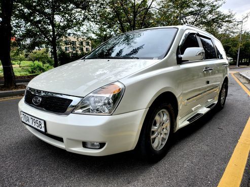 Kia Carnival Grand Carnival GLX R Special — пробег 121 030 км — фото 1 из 5