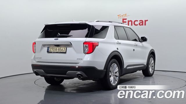 Ford Explorer 2.3 LimIted 4WD — пробег 103 554 км — фото 2 из 5